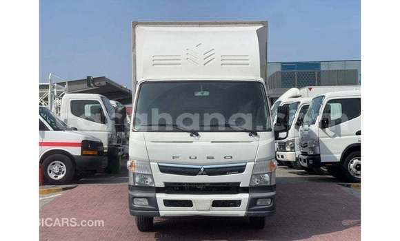 Buy Import Mitsubishi Carisma White Car in Import - Dubai in Ashanti Buy Import Mitsubishi Carisma White Car in Import - Dubai in Ashanti