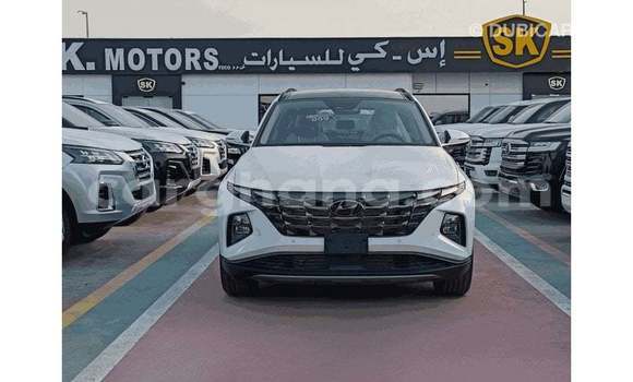 Buy Import Hyundai Tucson White Car in Import - Dubai in Ashanti Buy Import Hyundai Tucson White Car in Import - Dubai in Ashanti