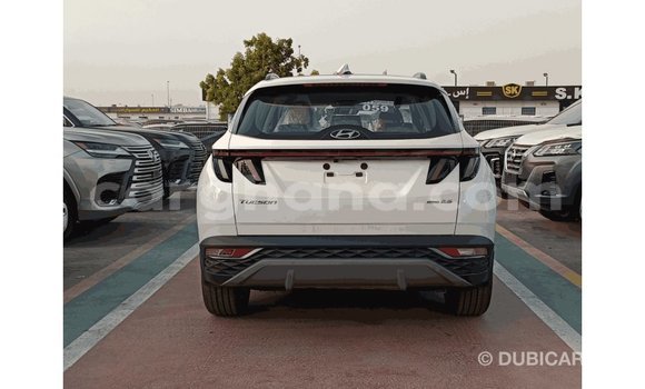 Buy Import Hyundai Tucson White Car in Import - Dubai in Ashanti Buy Import Hyundai Tucson White Car in Import - Dubai in Ashanti