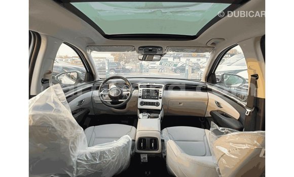Buy Import Hyundai Tucson White Car in Import - Dubai in Ashanti Buy Import Hyundai Tucson White Car in Import - Dubai in Ashanti