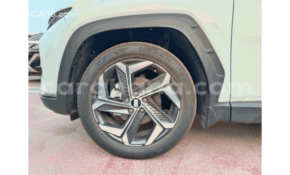 Buy Import Hyundai Tucson White Car in Import - Dubai in Ashanti Buy Import Hyundai Tucson White Car in Import - Dubai in Ashanti