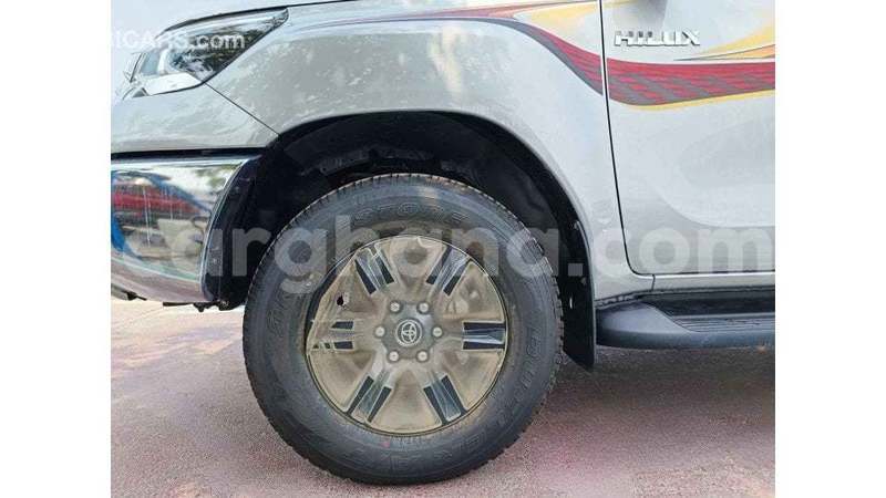 Big with watermark toyota hilux ashanti import dubai 57258