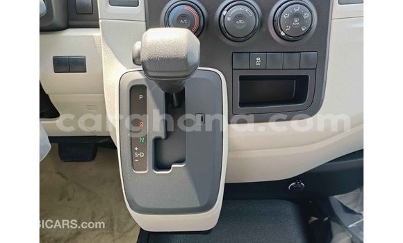Ra Imported Toyota Hiace funfun Ọkọ̀ in Import - Dubai ni Ashanti Ra Imported Toyota Hiace funfun Ọkọ̀ in Import - Dubai ni Ashanti