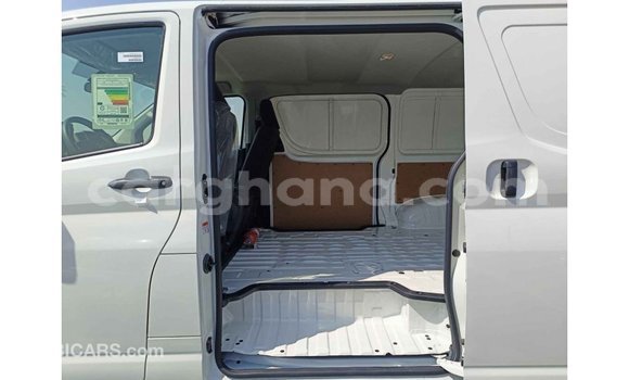 Ra Imported Toyota Hiace funfun Ọkọ̀ in Import - Dubai ni Ashanti Ra Imported Toyota Hiace funfun Ọkọ̀ in Import - Dubai ni Ashanti