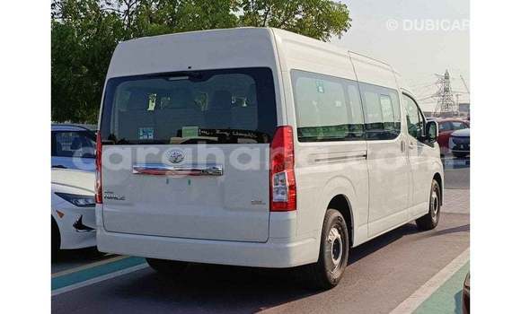 Ra Imported Toyota Hiace funfun Ọkọ̀ in Import - Dubai ni Ashanti Ra Imported Toyota Hiace funfun Ọkọ̀ in Import - Dubai ni Ashanti