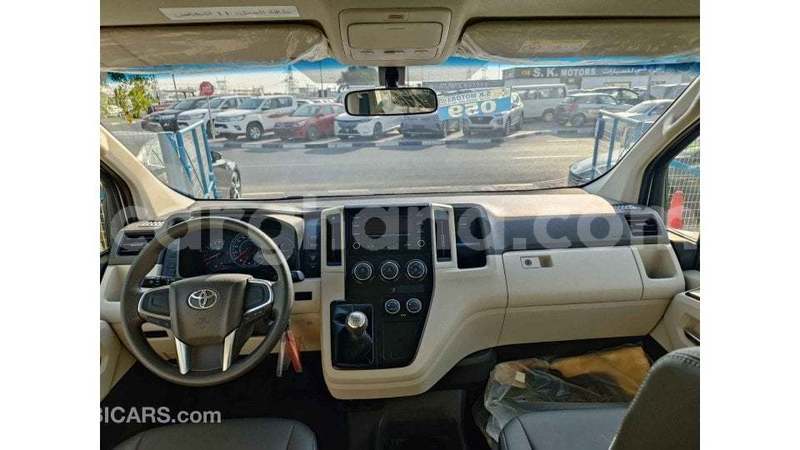 Big with watermark toyota hiace ashanti import dubai 57260