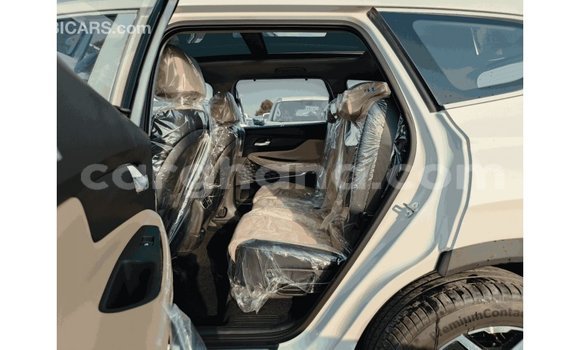 Buy Import Hyundai Santa Fe White Car in Import - Dubai in Ashanti Buy Import Hyundai Santa Fe White Car in Import - Dubai in Ashanti