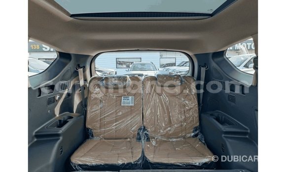 Buy Import Hyundai Santa Fe White Car in Import - Dubai in Ashanti Buy Import Hyundai Santa Fe White Car in Import - Dubai in Ashanti