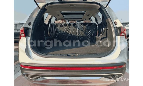 Buy Import Hyundai Santa Fe White Car in Import - Dubai in Ashanti Buy Import Hyundai Santa Fe White Car in Import - Dubai in Ashanti
