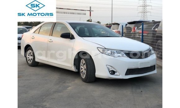 Ra Imported Toyota Camry funfun Ọkọ̀ in Import - Dubai ni Ashanti Ra Imported Toyota Camry funfun Ọkọ̀ in Import - Dubai ni Ashanti