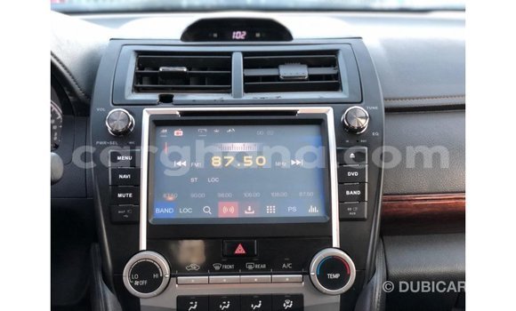 Ra Imported Toyota Camry funfun Ọkọ̀ in Import - Dubai ni Ashanti Ra Imported Toyota Camry funfun Ọkọ̀ in Import - Dubai ni Ashanti