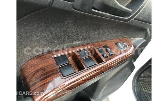 Ra Imported Toyota Camry funfun Ọkọ̀ in Import - Dubai ni Ashanti Ra Imported Toyota Camry funfun Ọkọ̀ in Import - Dubai ni Ashanti