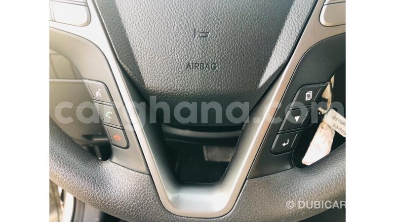 Big with watermark hyundai santa fe ashanti import dubai 10671