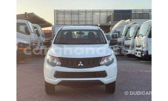 Ra Imported Mitsubishi L200 funfun Ọkọ̀ in Import - Dubai ni Ashanti Ra Imported Mitsubishi L200 funfun Ọkọ̀ in Import - Dubai ni Ashanti