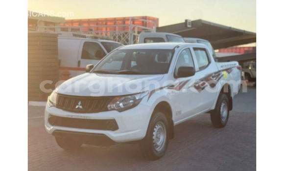 Ra Imported Mitsubishi L200 funfun Ọkọ̀ in Import - Dubai ni Ashanti Ra Imported Mitsubishi L200 funfun Ọkọ̀ in Import - Dubai ni Ashanti