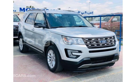 Buy Import Ford Explorer Green Car in Import - Dubai in Ashanti Buy Import Ford Explorer Green Car in Import - Dubai in Ashanti