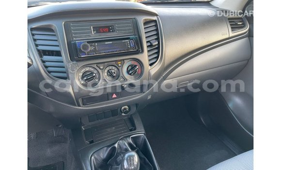 Ra Imported Mitsubishi L200 funfun Ọkọ̀ in Import - Dubai ni Ashanti Ra Imported Mitsubishi L200 funfun Ọkọ̀ in Import - Dubai ni Ashanti