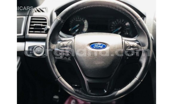 Buy Import Ford Explorer Green Car in Import - Dubai in Ashanti Buy Import Ford Explorer Green Car in Import - Dubai in Ashanti