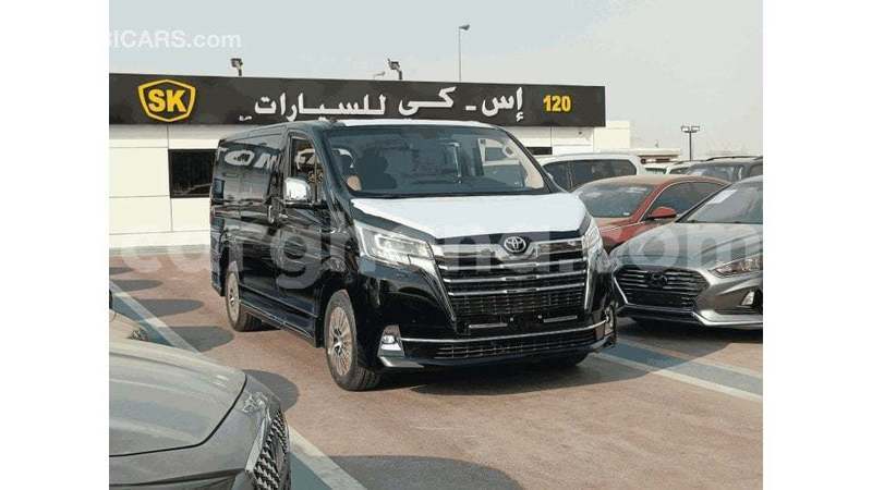 Big with watermark toyota granvia ashanti import dubai 57270