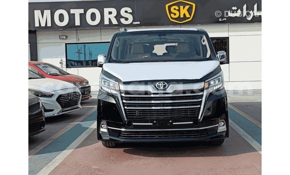 Buy Import Toyota Granvia Black Car in Import - Dubai in Ashanti Buy Import Toyota Granvia Black Car in Import - Dubai in Ashanti