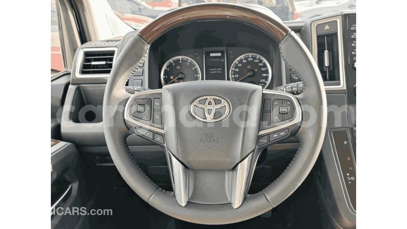 Big with watermark toyota granvia ashanti import dubai 57270