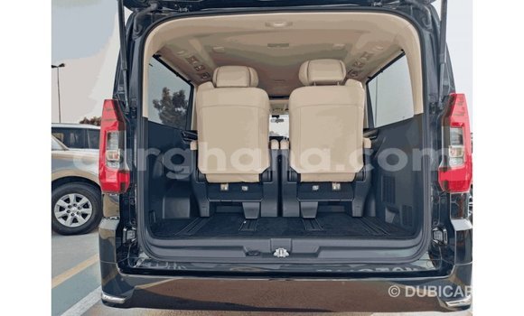 Buy Import Toyota Granvia Black Car in Import - Dubai in Ashanti Buy Import Toyota Granvia Black Car in Import - Dubai in Ashanti