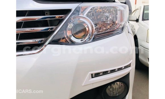 Ra Imported Toyota Fortuner funfun Ọkọ̀ in Import - Dubai ni Ashanti Ra Imported Toyota Fortuner funfun Ọkọ̀ in Import - Dubai ni Ashanti