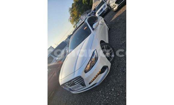 Buy Import Hyundai Elantra White Car in Import - Dubai in Ashanti Buy Import Hyundai Elantra White Car in Import - Dubai in Ashanti