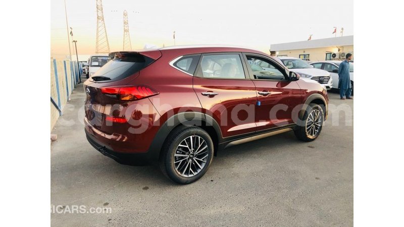 Big with watermark hyundai tucson ashanti import dubai 10693