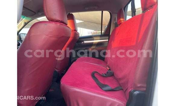 Ra Imported Toyota Hilux funfun Ọkọ̀ in Import - Dubai ni Ashanti Ra Imported Toyota Hilux funfun Ọkọ̀ in Import - Dubai ni Ashanti