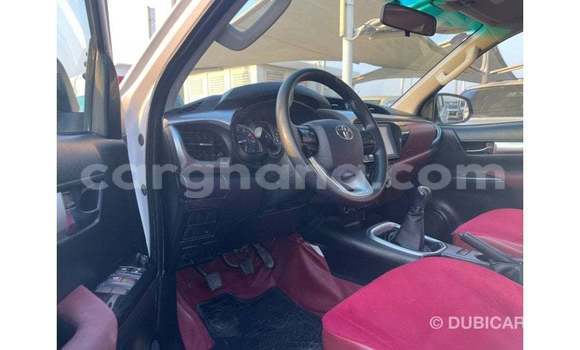 Ra Imported Toyota Hilux funfun Ọkọ̀ in Import - Dubai ni Ashanti Ra Imported Toyota Hilux funfun Ọkọ̀ in Import - Dubai ni Ashanti