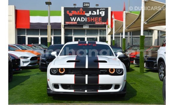 Buy Import Dodge Challenger White Car in Import - Dubai in Ashanti Buy Import Dodge Challenger White Car in Import - Dubai in Ashanti