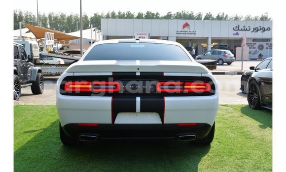 Buy Import Dodge Challenger White Car in Import - Dubai in Ashanti Buy Import Dodge Challenger White Car in Import - Dubai in Ashanti