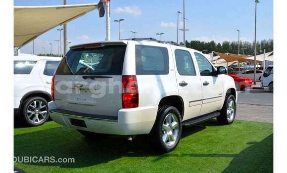 Sayi Imported Chevrolet Tahoe White Mota in Import - Dubai a Ashanti Sayi Imported Chevrolet Tahoe White Mota in Import - Dubai a Ashanti