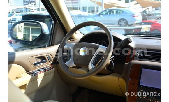 Sayi Imported Chevrolet Tahoe White Mota in Import - Dubai a Ashanti Sayi Imported Chevrolet Tahoe White Mota in Import - Dubai a Ashanti