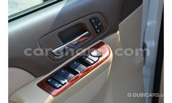 Sayi Imported Chevrolet Tahoe White Mota in Import - Dubai a Ashanti Sayi Imported Chevrolet Tahoe White Mota in Import - Dubai a Ashanti