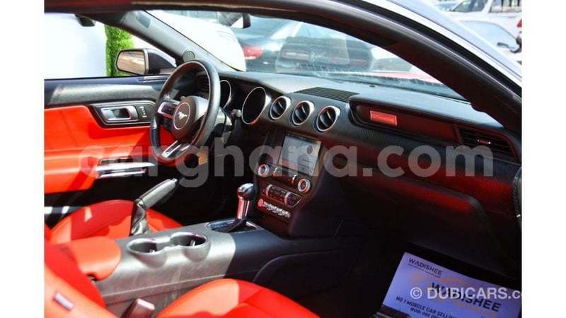 Big with watermark ford mustang ashanti import dubai 57289