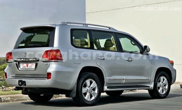 Ra Imported Toyota Land Cruiser Miiran Ọkọ̀ in Import - Dubai ni Ashanti Ra Imported Toyota Land Cruiser Miiran Ọkọ̀ in Import - Dubai ni Ashanti