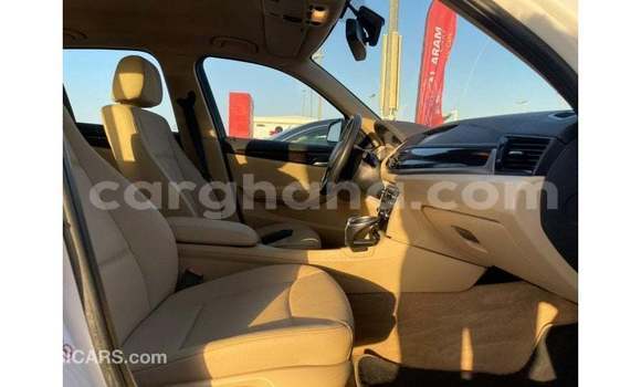 Ra Imported BMW X1 funfun Ọkọ̀ in Import - Dubai ni Ashanti Ra Imported BMW X1 funfun Ọkọ̀ in Import - Dubai ni Ashanti