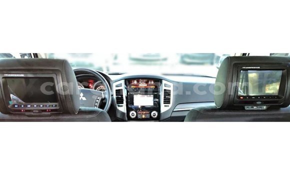 Buy Import Mitsubishi Pajero White Car in Import - Dubai in Ashanti Buy Import Mitsubishi Pajero White Car in Import - Dubai in Ashanti