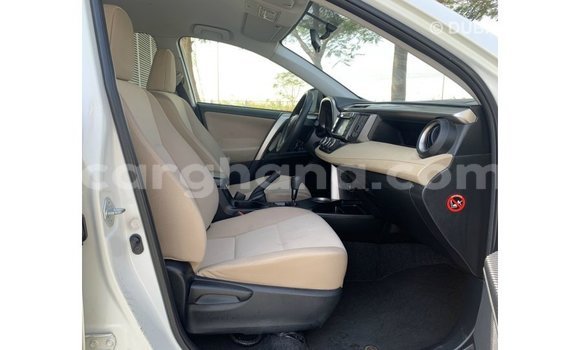 Buy Import Toyota 4Runner White Car in Import - Dubai in Ashanti Buy Import Toyota 4Runner White Car in Import - Dubai in Ashanti