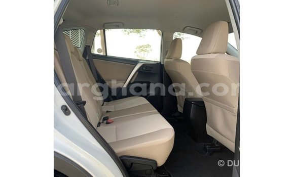 Buy Import Toyota 4Runner White Car in Import - Dubai in Ashanti Buy Import Toyota 4Runner White Car in Import - Dubai in Ashanti