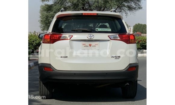 Buy Import Toyota 4Runner White Car in Import - Dubai in Ashanti Buy Import Toyota 4Runner White Car in Import - Dubai in Ashanti