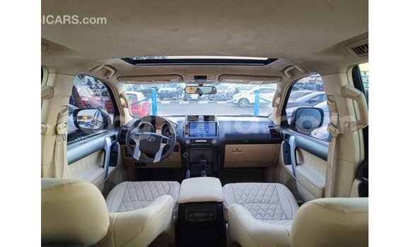 Ra Imported Toyota Prado Silver Ọkọ̀ in Import - Dubai ni Ashanti Ra Imported Toyota Prado Silver Ọkọ̀ in Import - Dubai ni Ashanti