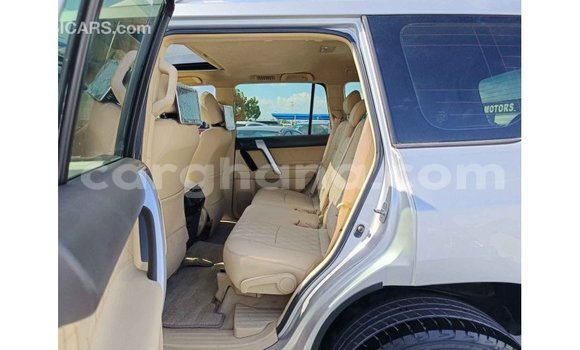 Ra Imported Toyota Prado Silver Ọkọ̀ in Import - Dubai ni Ashanti Ra Imported Toyota Prado Silver Ọkọ̀ in Import - Dubai ni Ashanti