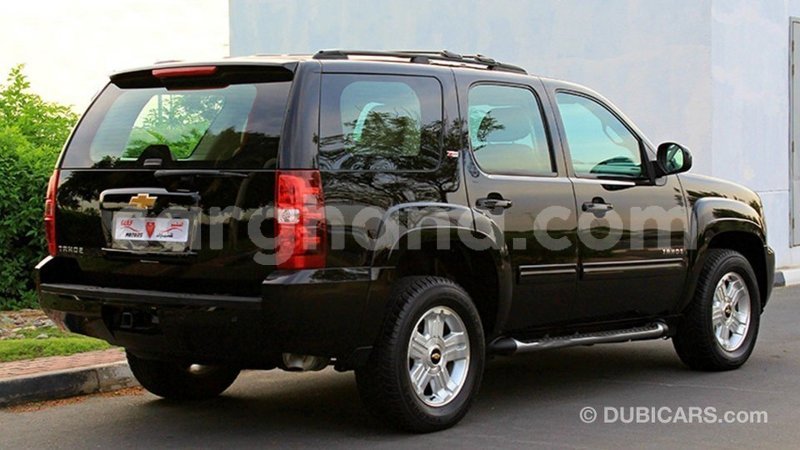 Big with watermark chevrolet tahoe ashanti import dubai 10731