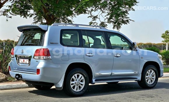 Buy Import Toyota Land Cruiser Blue Car in Import - Dubai in Ashanti Buy Import Toyota Land Cruiser Blue Car in Import - Dubai in Ashanti