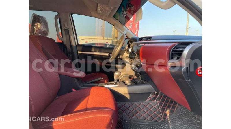 Big with watermark toyota hilux ashanti import dubai 57302