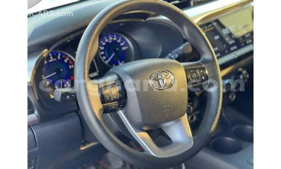 Ra Imported Toyota Hilux funfun Ọkọ̀ in Import - Dubai ni Ashanti Ra Imported Toyota Hilux funfun Ọkọ̀ in Import - Dubai ni Ashanti