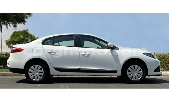 Sayi Imported Renault Fluence White Mota in Import - Dubai a Ashanti Sayi Imported Renault Fluence White Mota in Import - Dubai a Ashanti